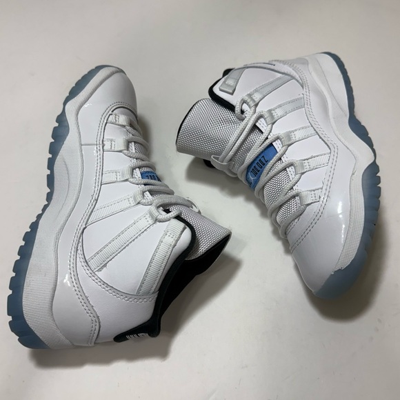 Nike Air Jordan 11 Retro “Legend Blue” Sneakers - Little Kids Size 13.5 - Picture 6 of 16